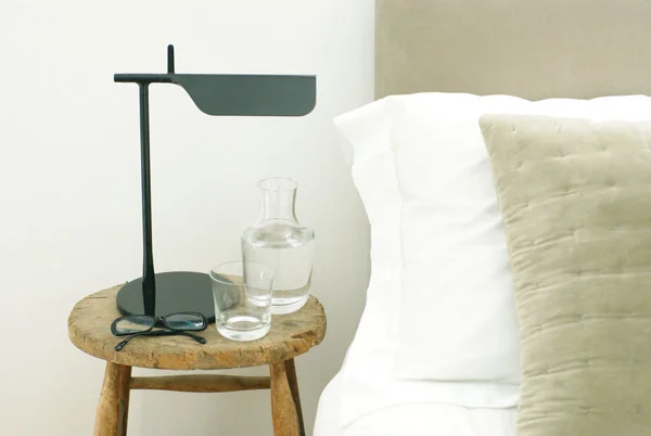 Bedside_table_with_Tab_lamp_Design_Hunter.jpg
