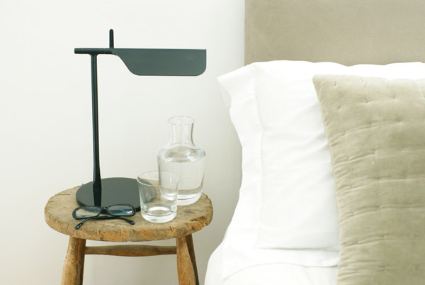 Bedside_table_with_Tab_lamp_Design_Hunter.jpg