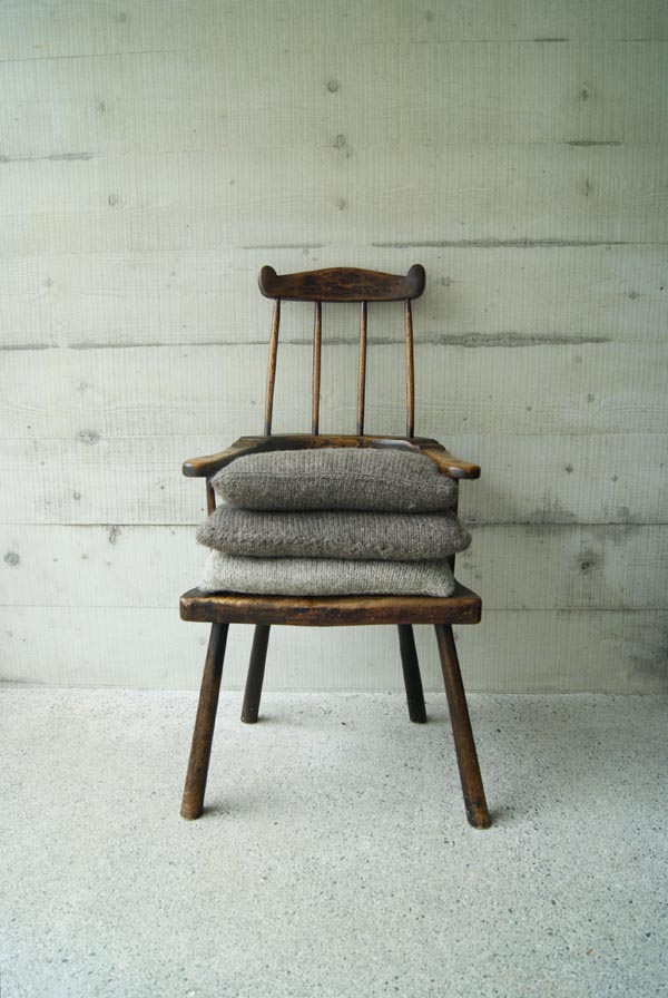 windsor_chair_the_welsh_house_bryncyn_by_design_hunter.jpg
