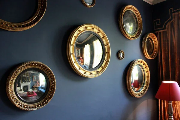 Porthole_mirrors_Montpellier_House.jpg