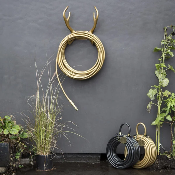 reindeer wall mount.jpg