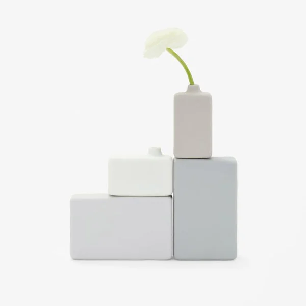 block_vase_by_nendo.jpg