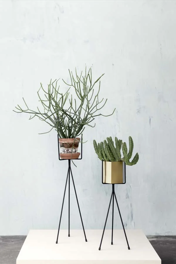 Ferm_Living_plant_stand_600px.jpg
