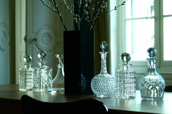 Rue_Victor_Hugo_glass_decanters_Design_Hunter.jpg