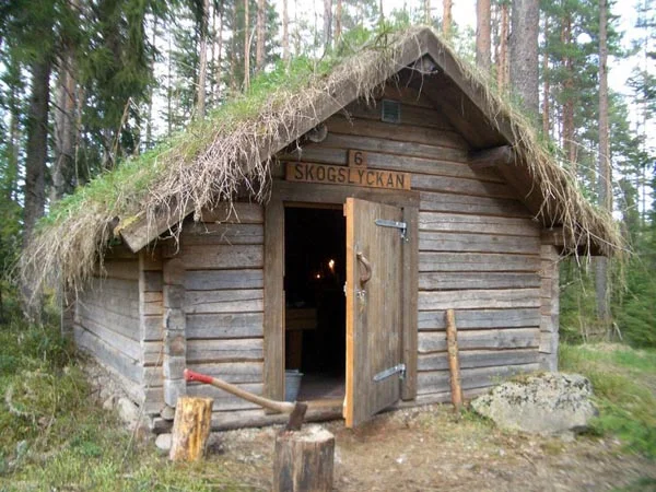 Kolarbyn_cabin_exterior_Wild_Sweden_Design_Hunter.jpg