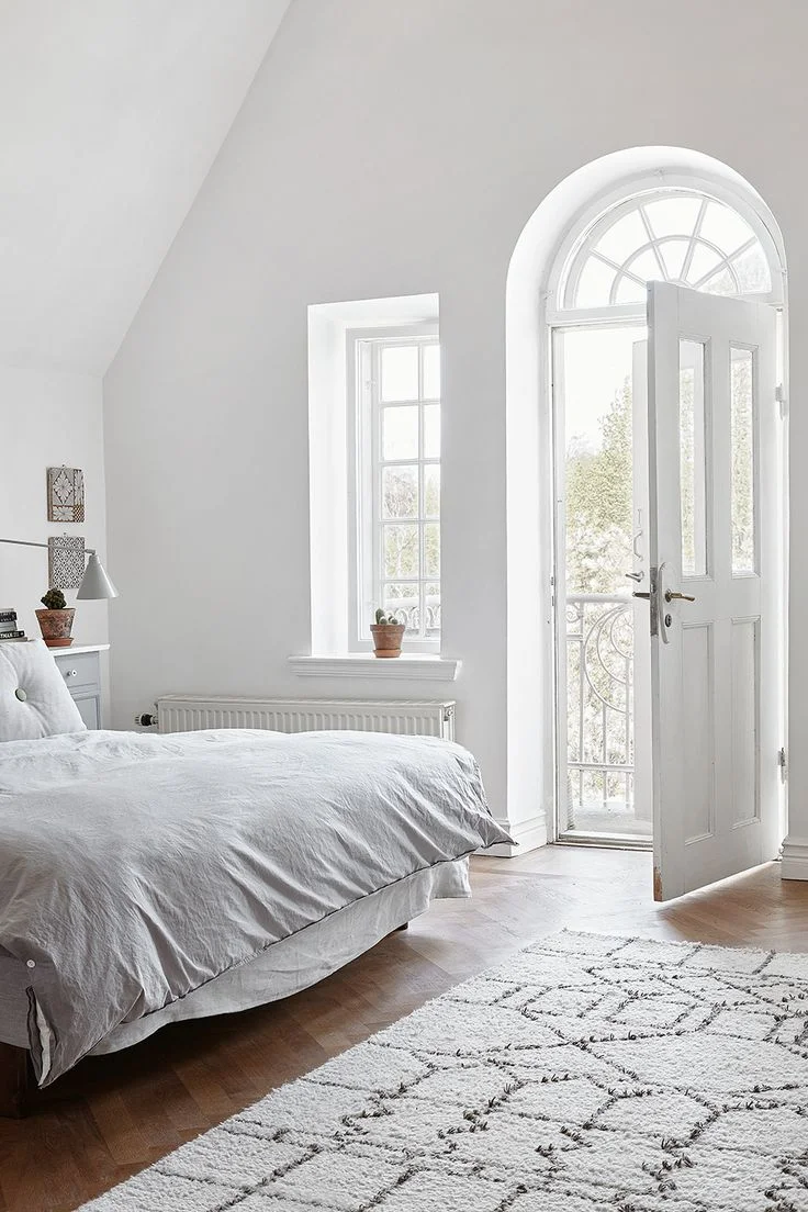Light white bedroom