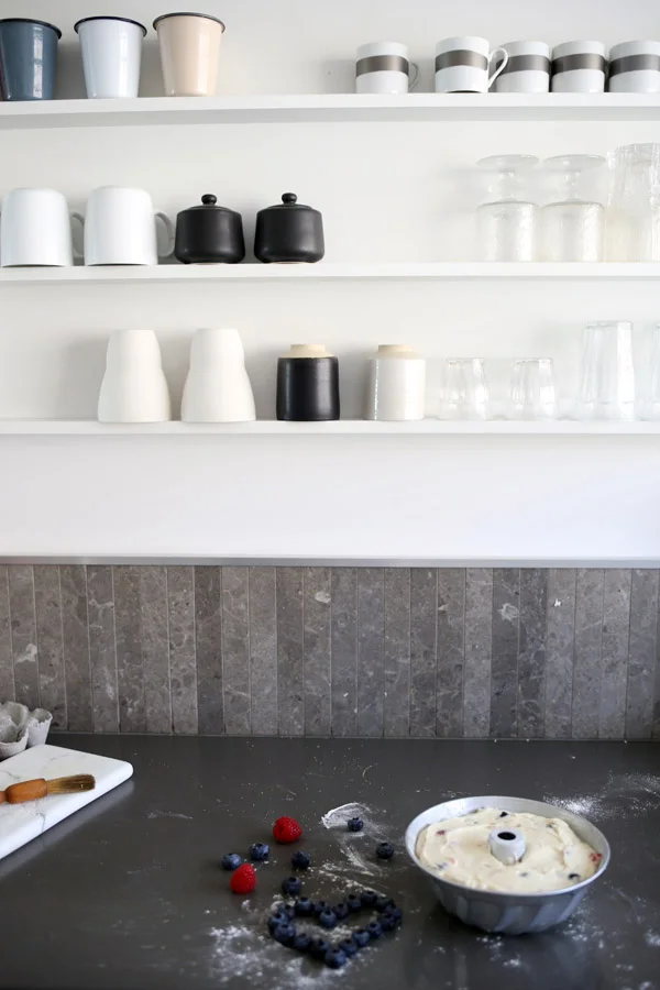 Kitchen shelves | Design Hunter