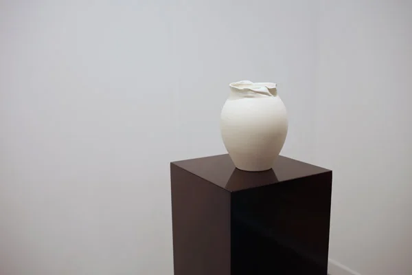 'A Tiffany vase' by Grace Schwindt | Frieze 2015
