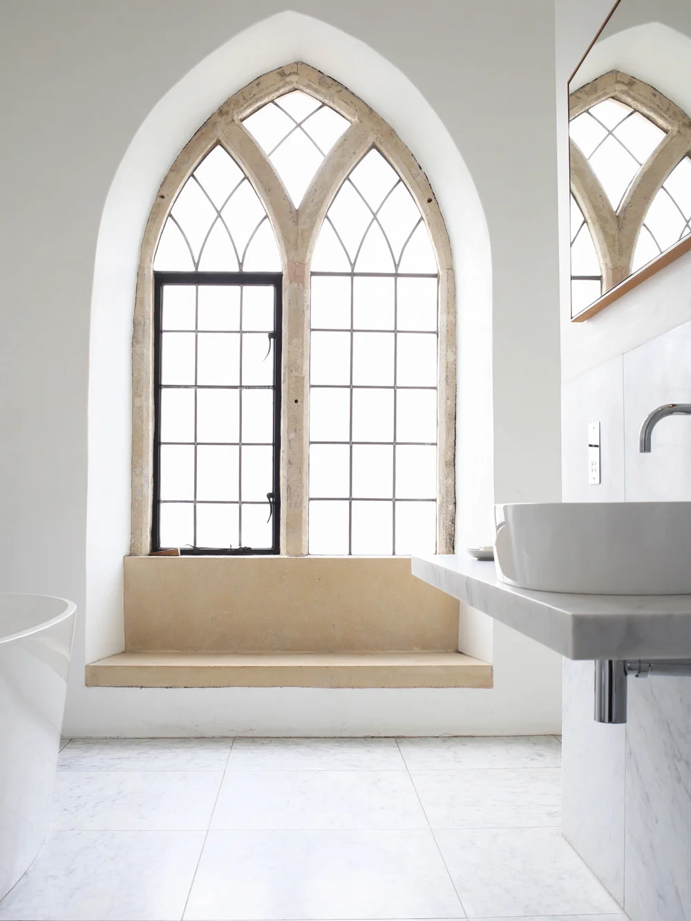 Marble bathroom At The Chapel | Design Hunter