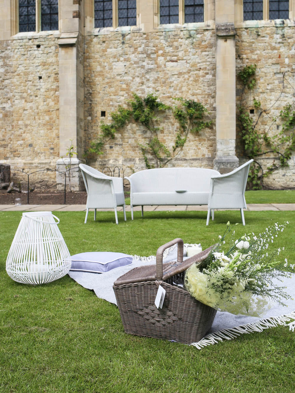Summer garden party | Design Hunter