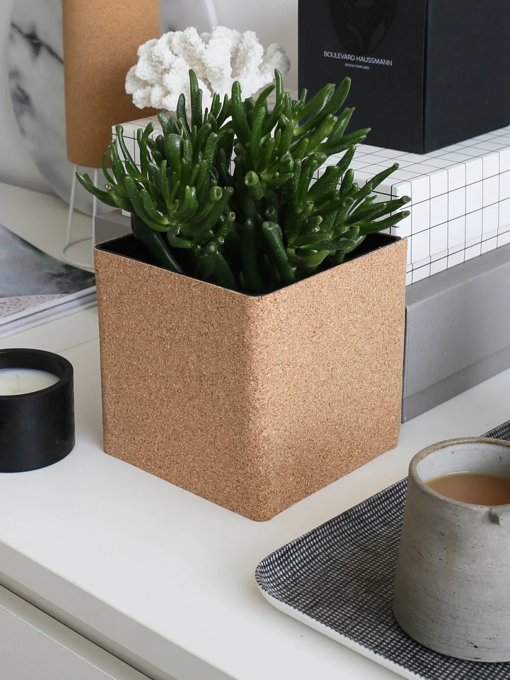 Cork planter | Design Hunter