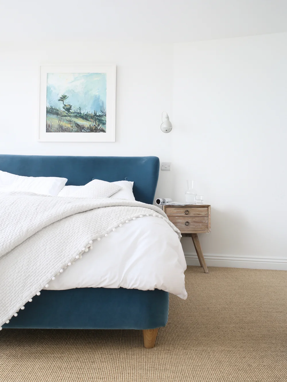 Blue headboard | Design Hunter