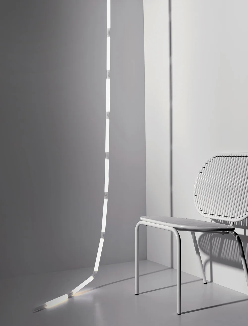 Verena Hennig rope light and Roll chair