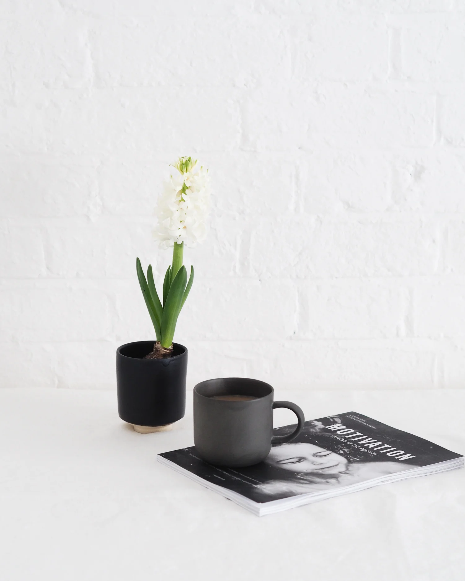 Tea and hyacinth | Design Hunter