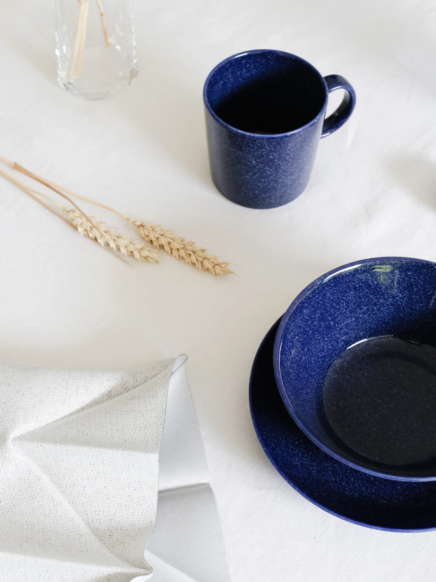 Table styling with iittala tableware | Design Hunter