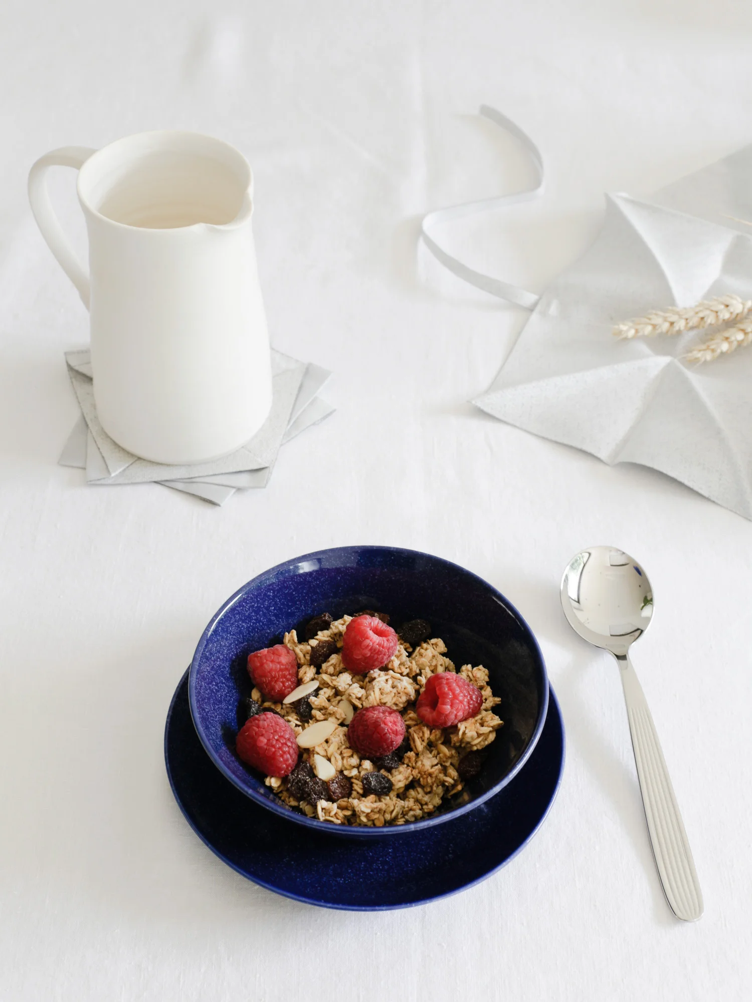 Breakfast bowl styling with iittala | Design Hunter