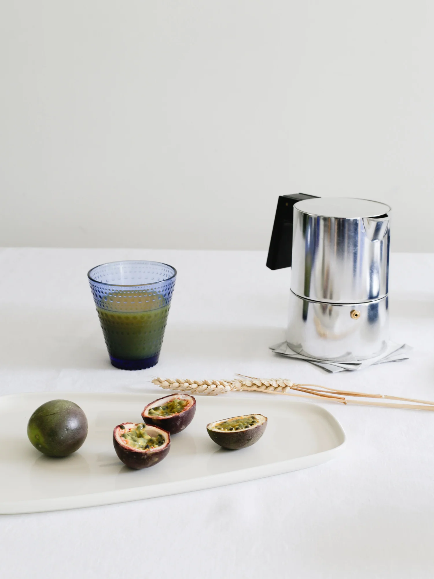 Coffee at the breakfast table | Design Hunter