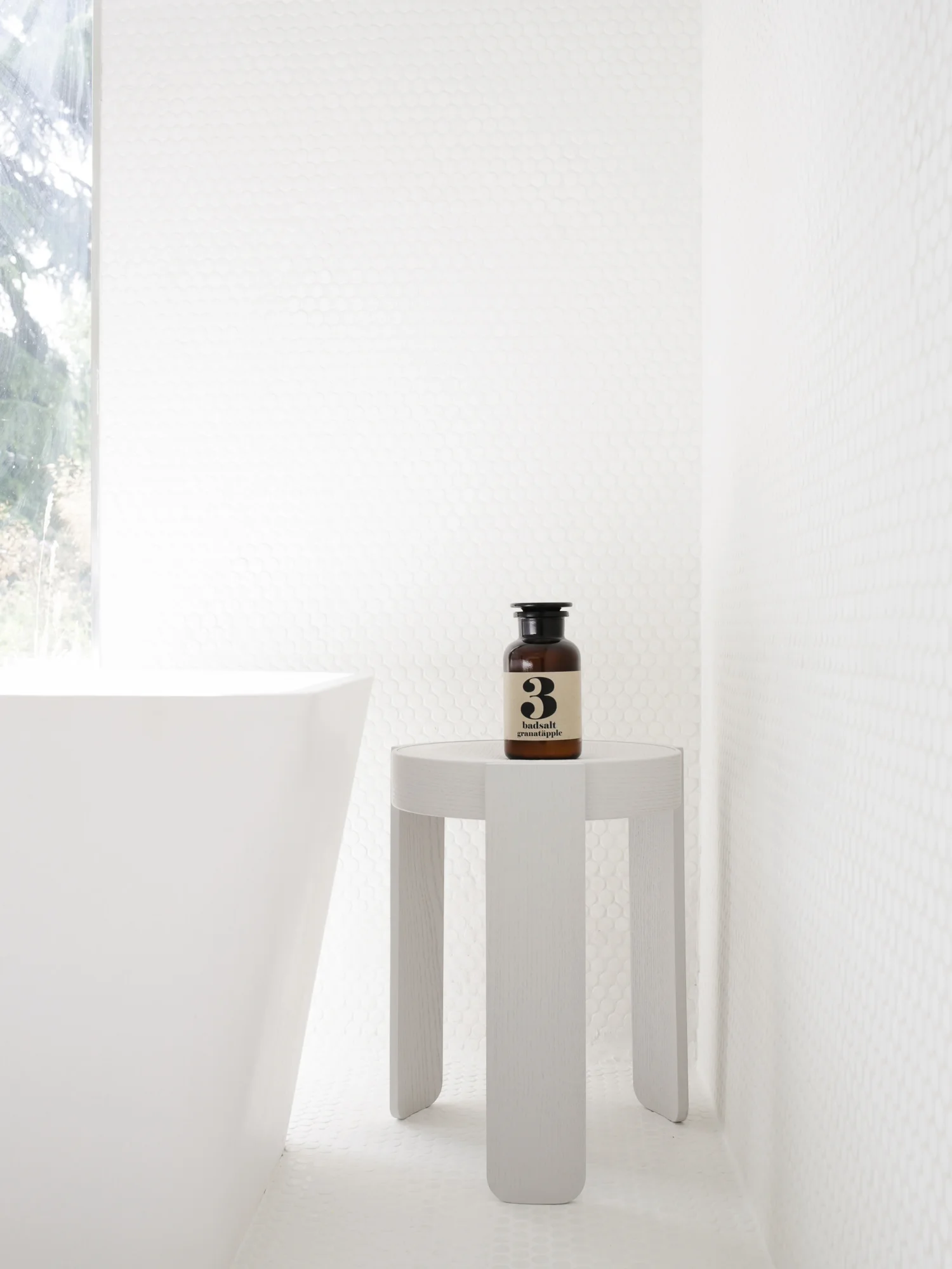 White bathroom at Five Acre Barn | Design Hunter