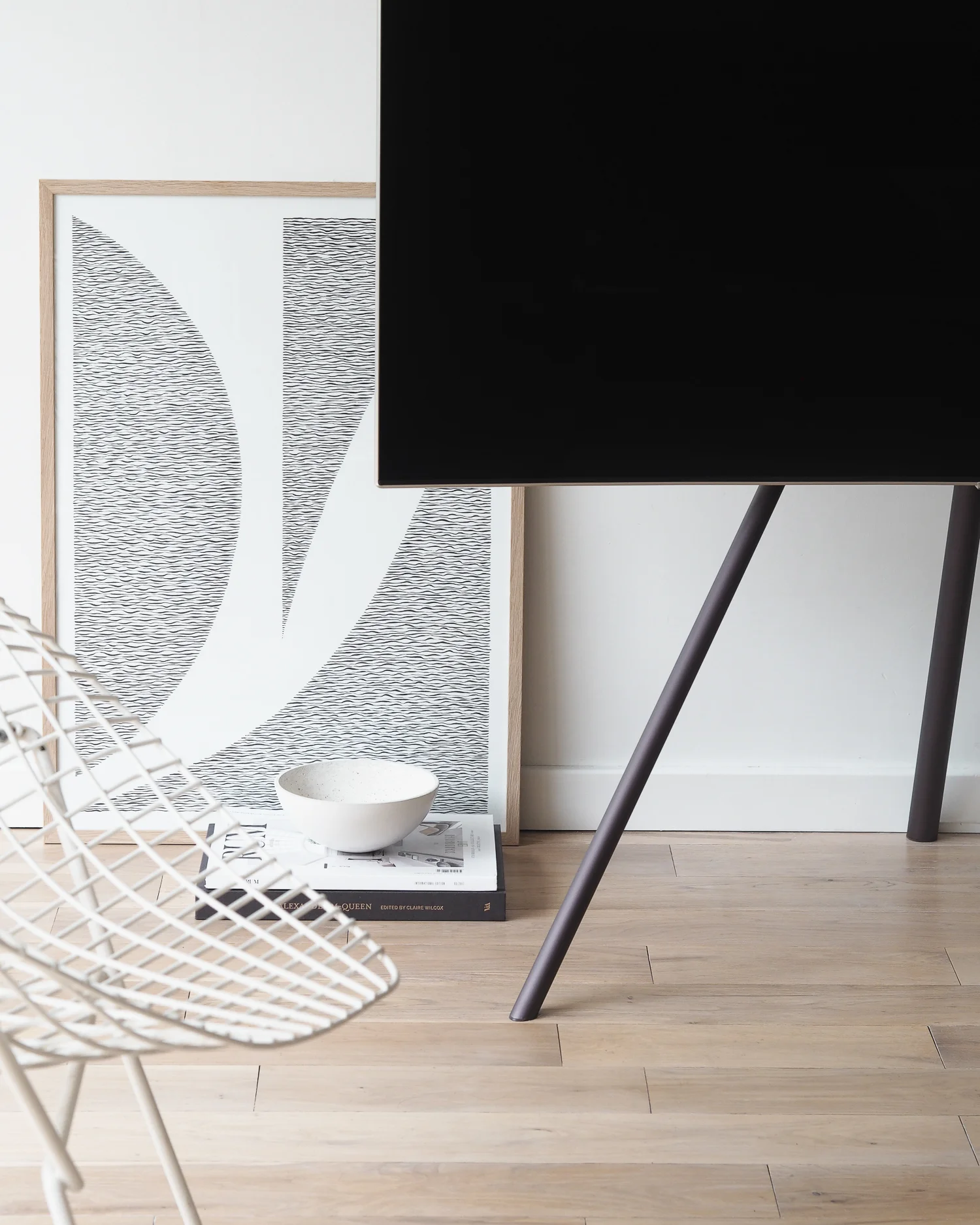 Samsung QLED TV | Design Hunter 4x5-1-4.jpg