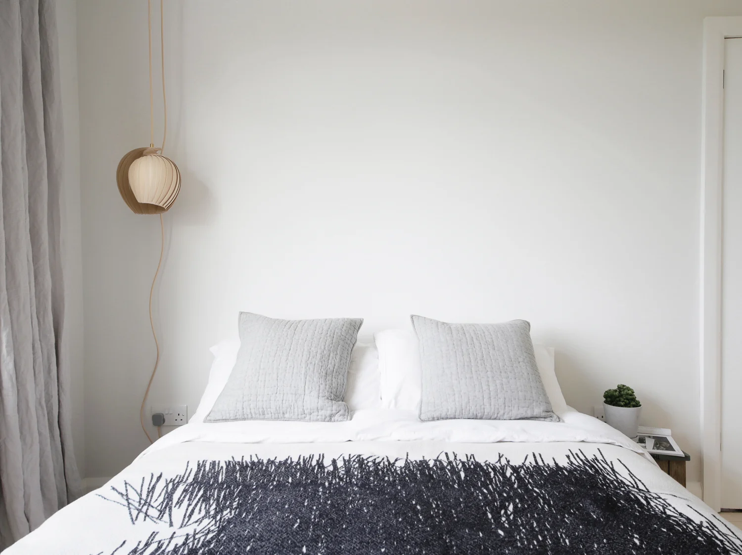 Bedroom-7483.jpg