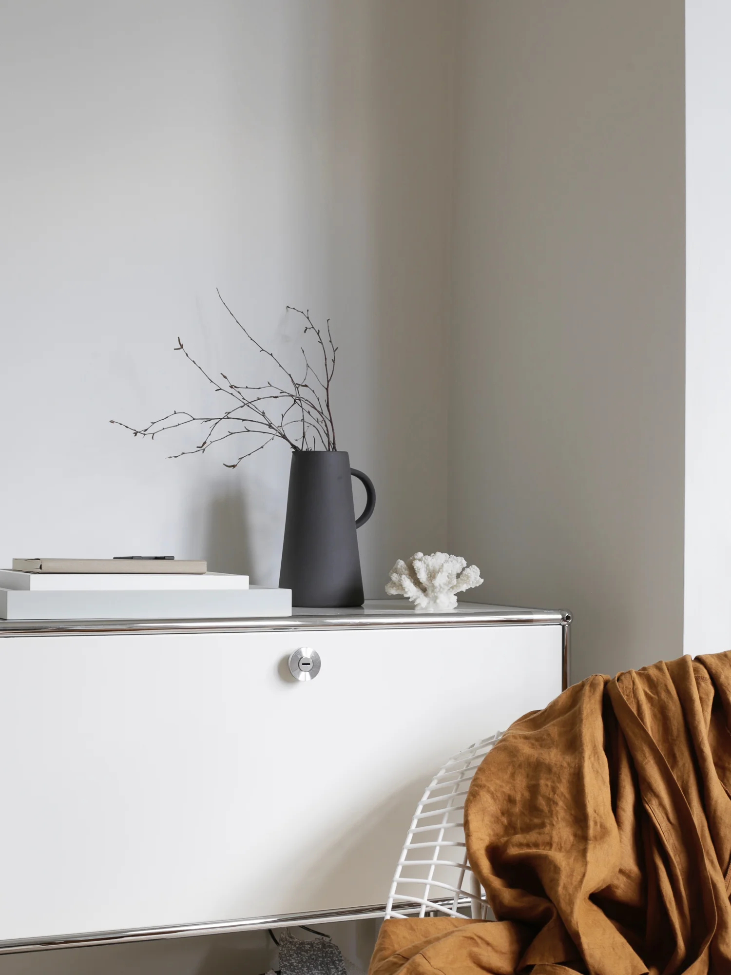USM Haller cabinet | Design Hunter