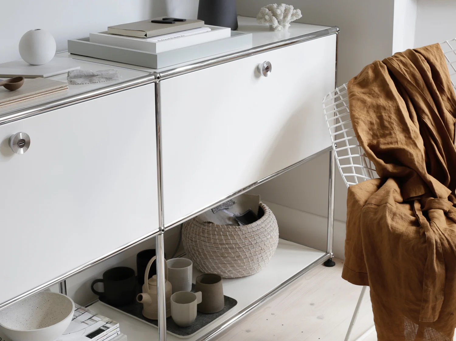 USM Haller cabinet | Design Hunter