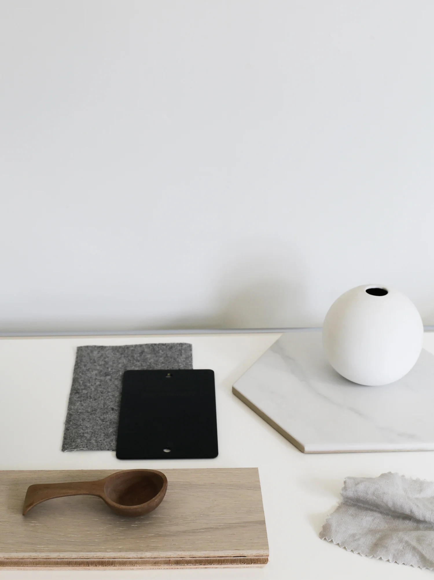 USM Haller cabinet | Design Hunter