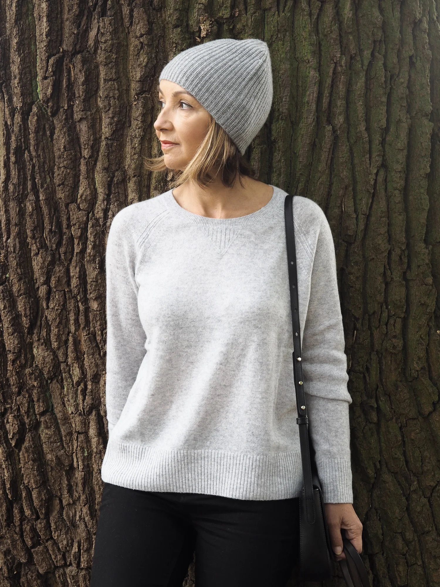 Grey cashmere sweater | The White Company