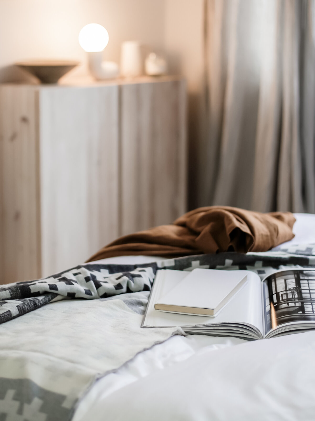 Savoir Beds bed linen - Design Hunter.jpg