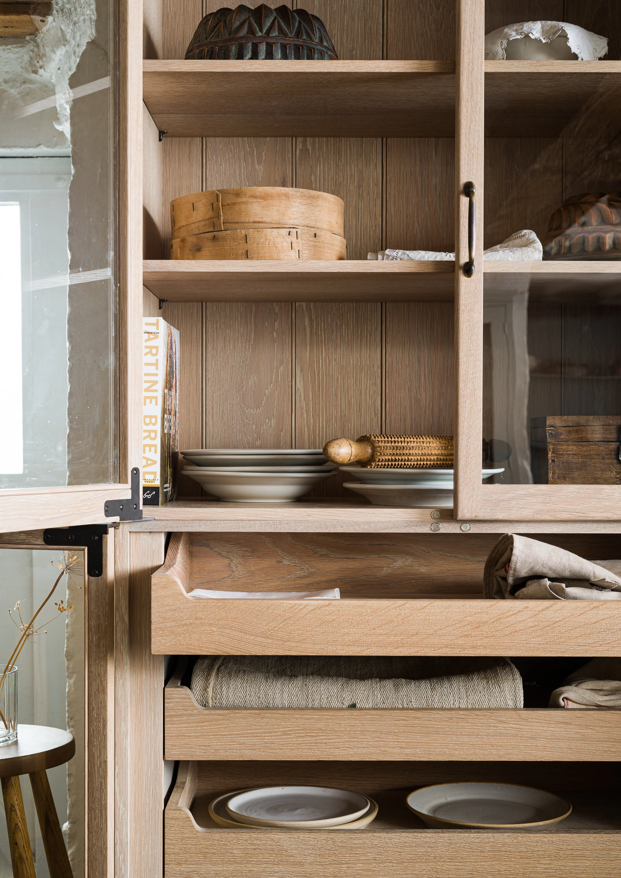 Images courtesy of deVol