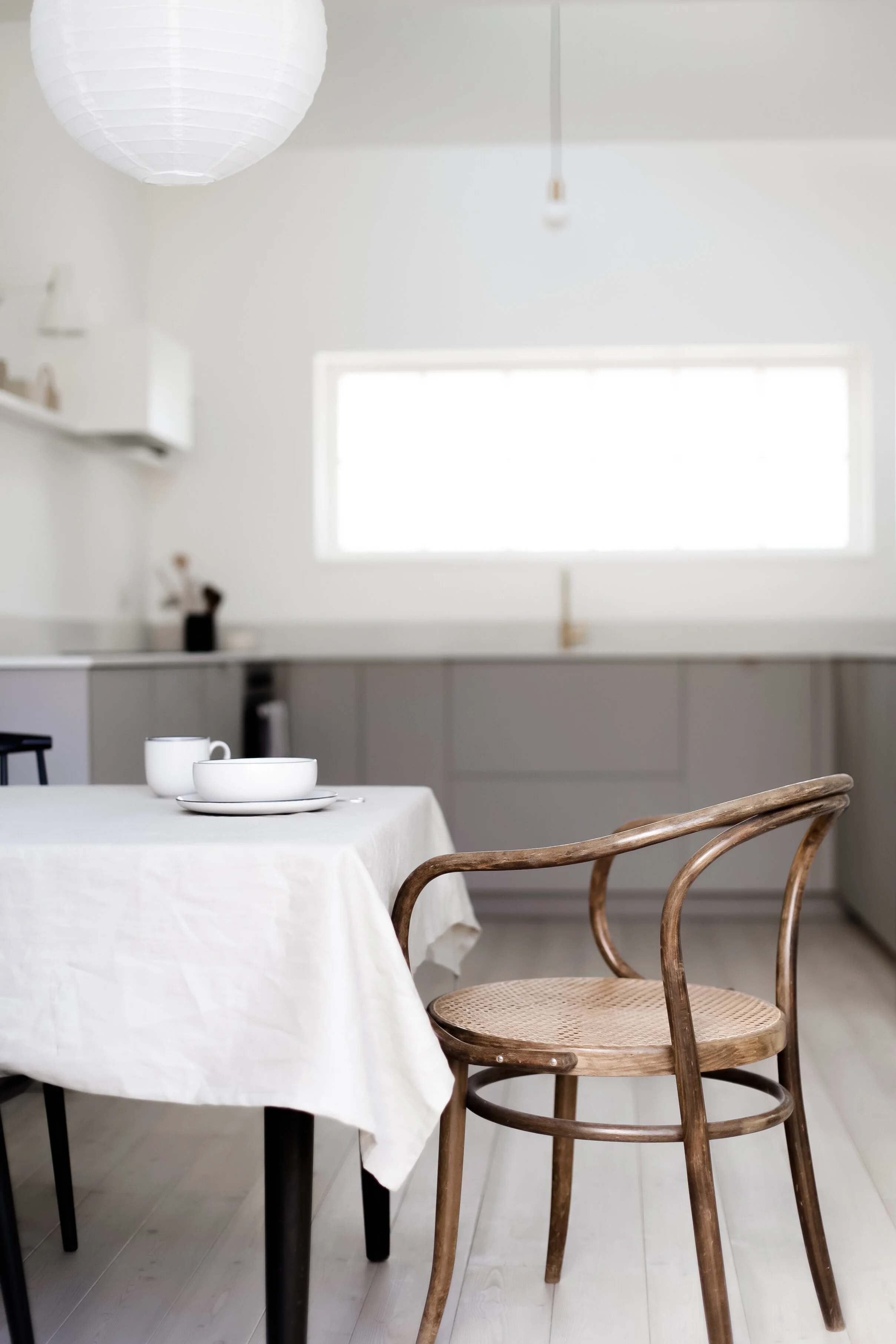 Beige minimalist industrial style kitchen - Design Hunter-1-7.jpg