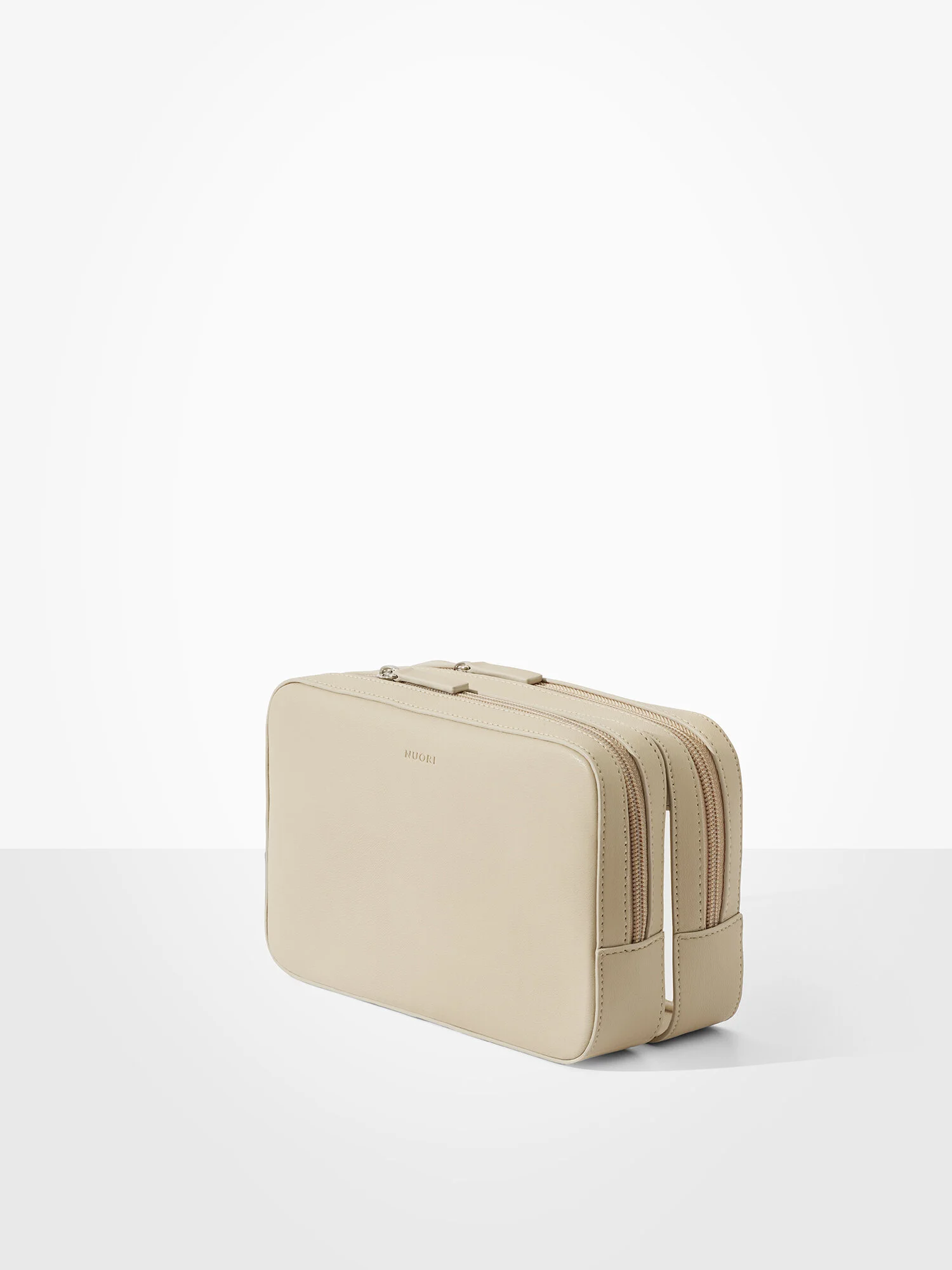 NUORI_Sideway Travel Case Set_Neutral_side 1500px.jpg
