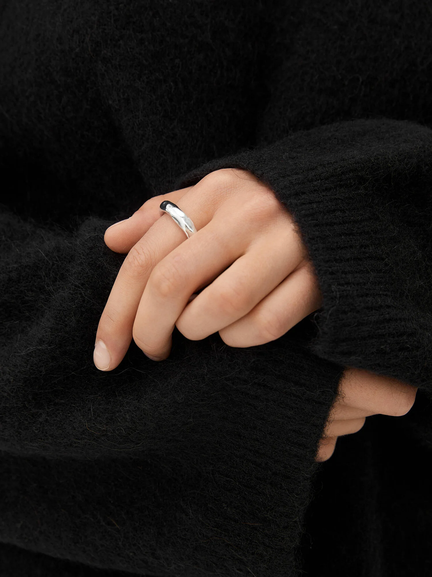Chunky silver ring by Zuzana Spustova for ARKET 1500px.jpg