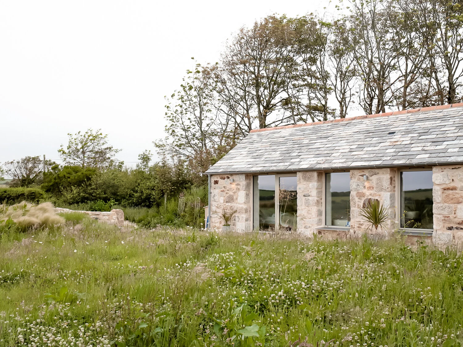 The_Meadows_Cornwall_Unique_Homestays_Design_Hunter--4.jpg