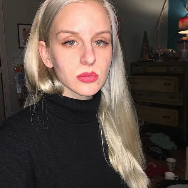 hello humans. ive been in a serious rut. im fine, i just work literally 7 days a week. im clearing up a day for my own shit one day a week. i have so many half finished drawings and jeyn issue 2 is calling my name. enjoy my hair, i worked very hard o