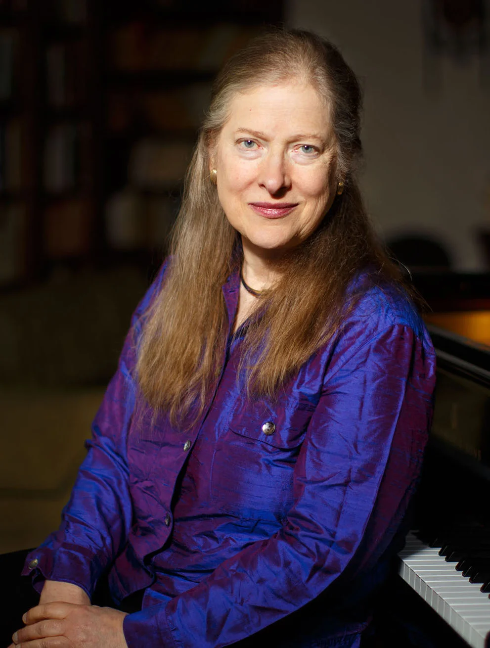 Guest Artist: Hélène Wickett