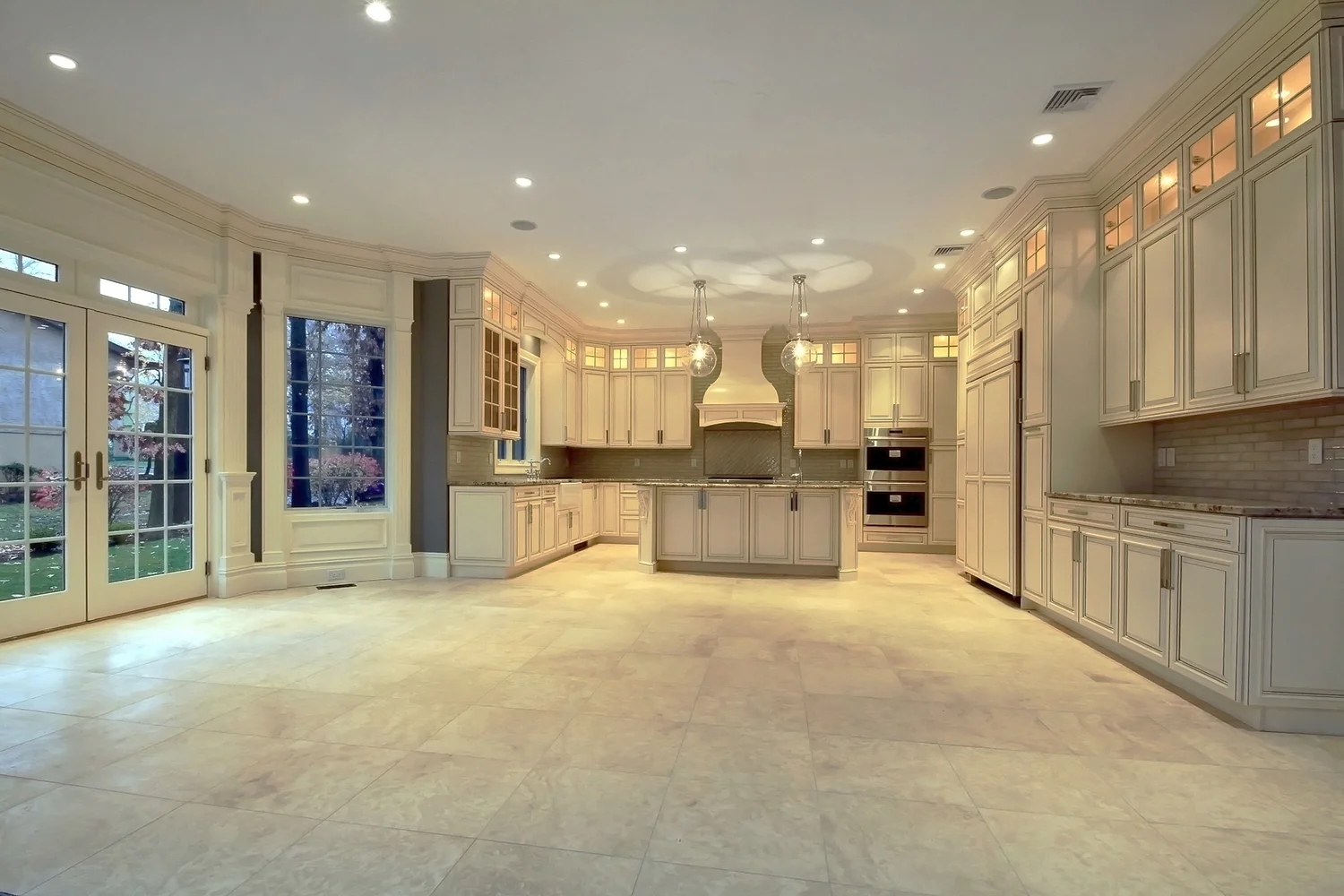 10_cambridge_place_MLS_HID952006_ROOMkitchen4.jpg