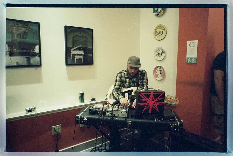  Lots of noise and experimental jams in art galleries. Here, Jeff Zeigler makes some drone zones. We also had a DJ night going for 5 years. 