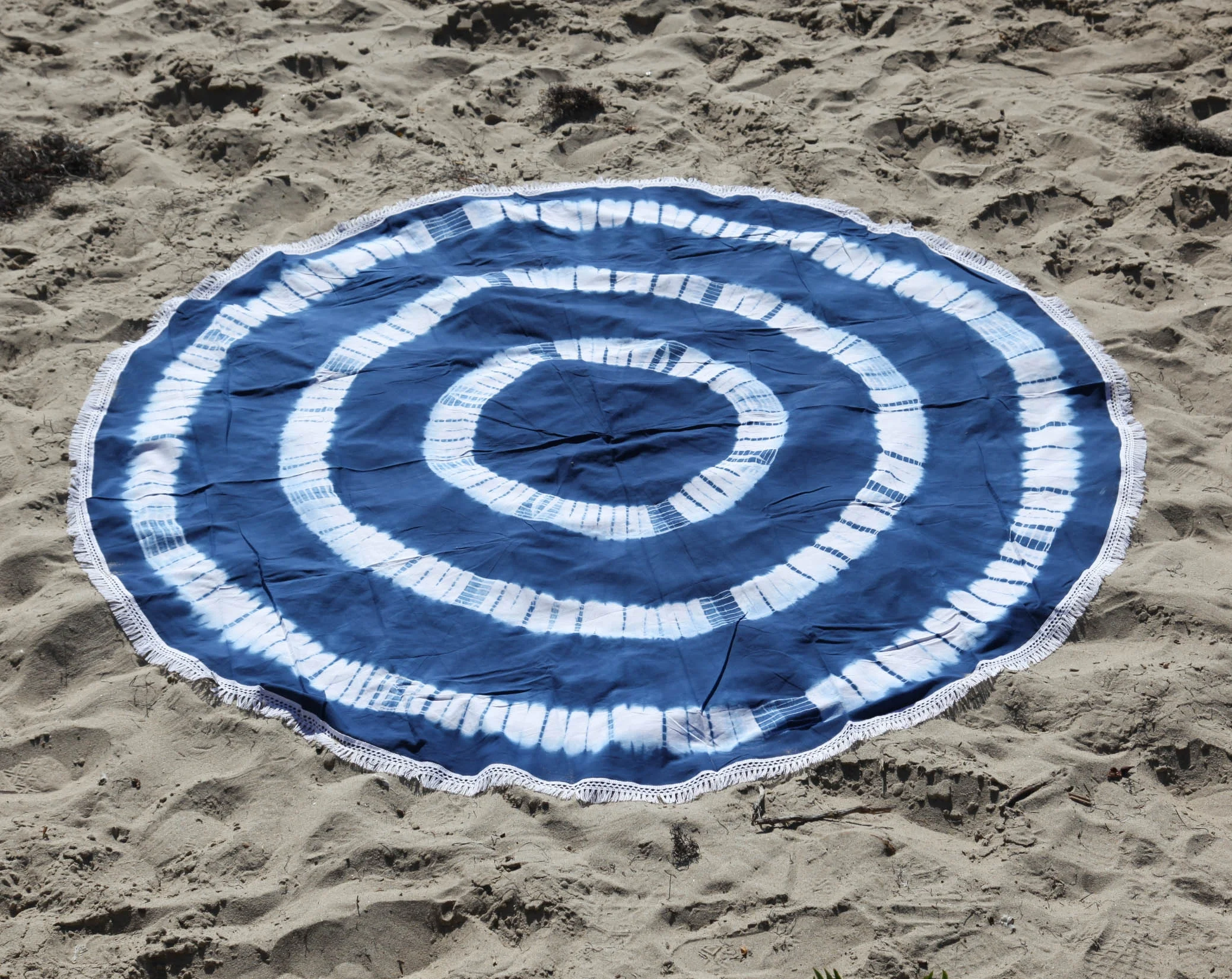 Roundie Throw