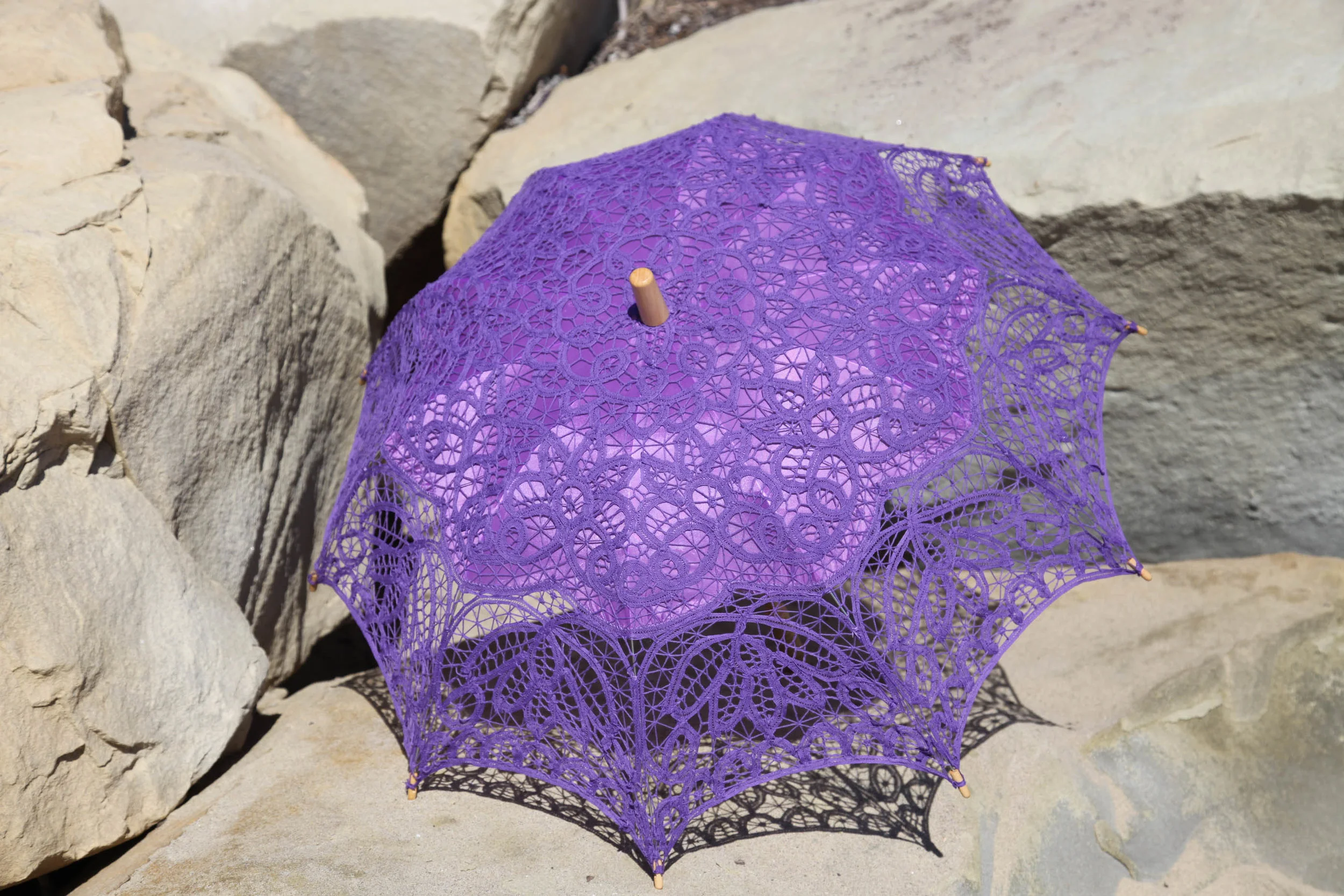 Embroidered Battenberg Lace Parasol - Lavender