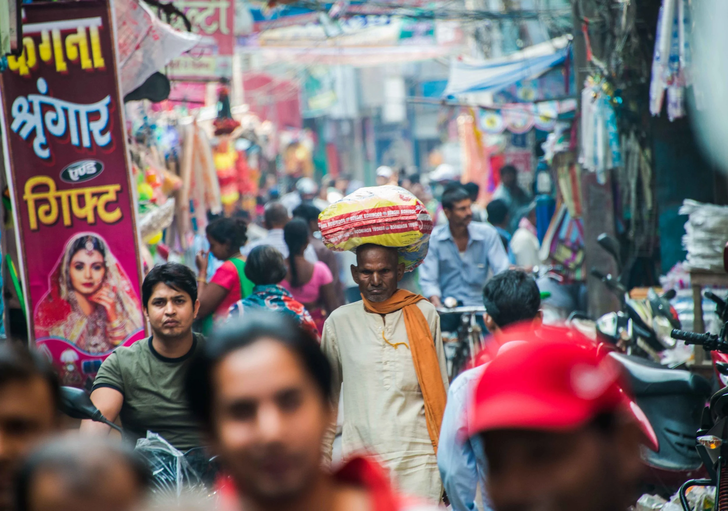 bihar crowds.jpg