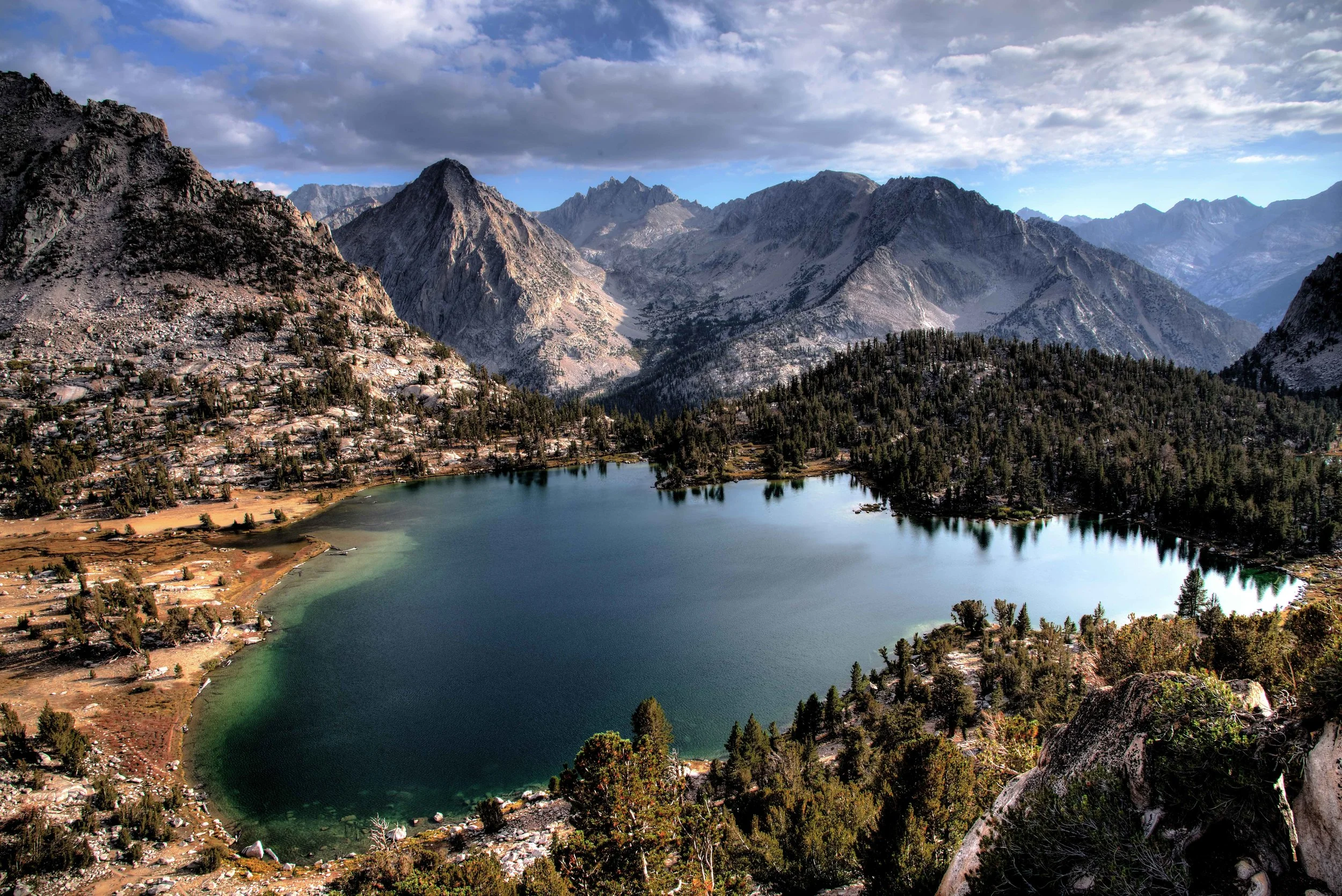 Sierras lakes.jpg