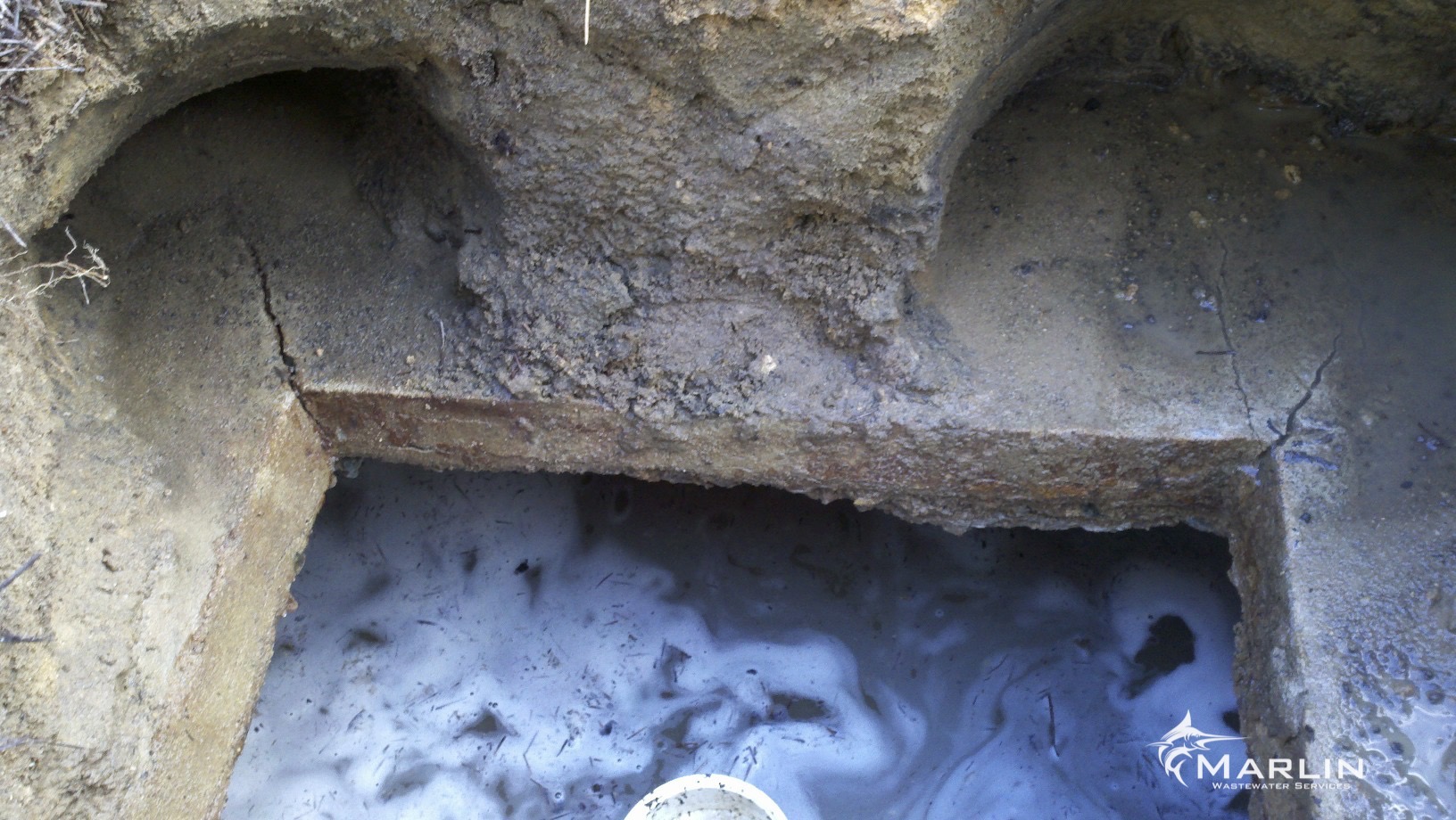 Marlin Cracked Septic Tanks93.jpg
