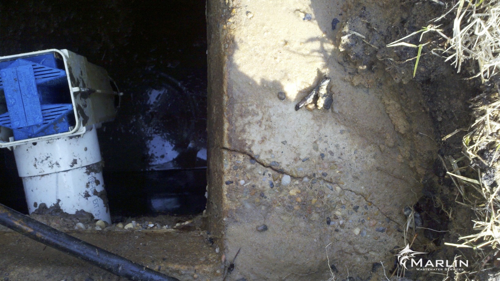 Marlin Cracked Septic Tanks113.jpg