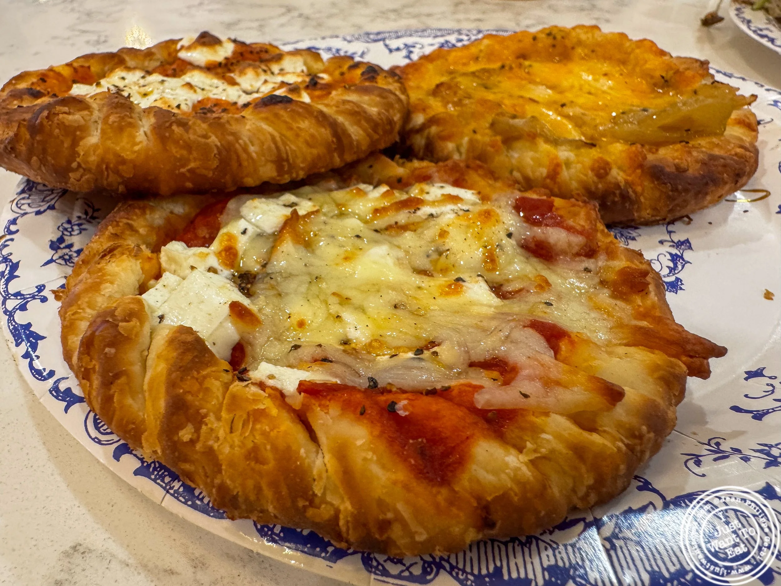 French onion pizza at Viva La Dough in NYC, NY