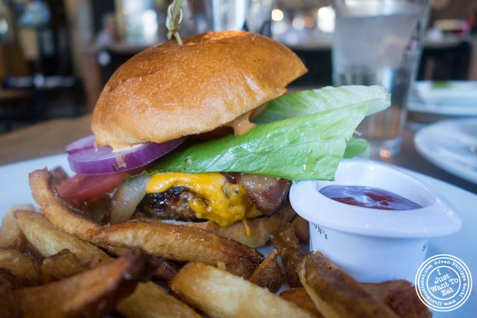 AOA Bar and Grill in New York, NY
