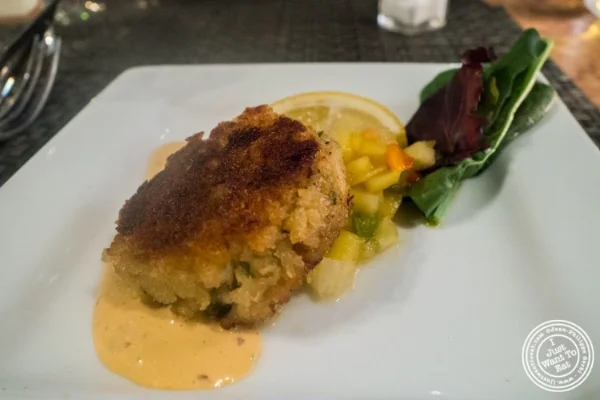 Jumbo crab cake at Flight in New York, NY