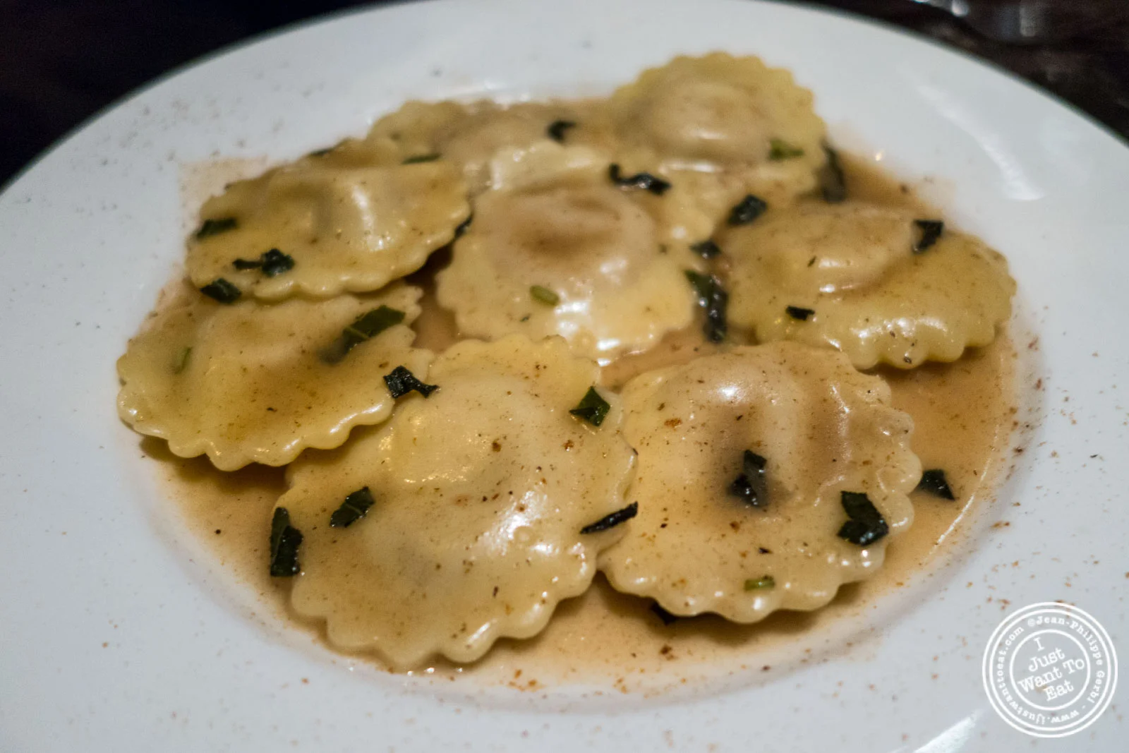 Petrarca Cucina e Vino, Italian restaurant in Tribeca, NYC, New York