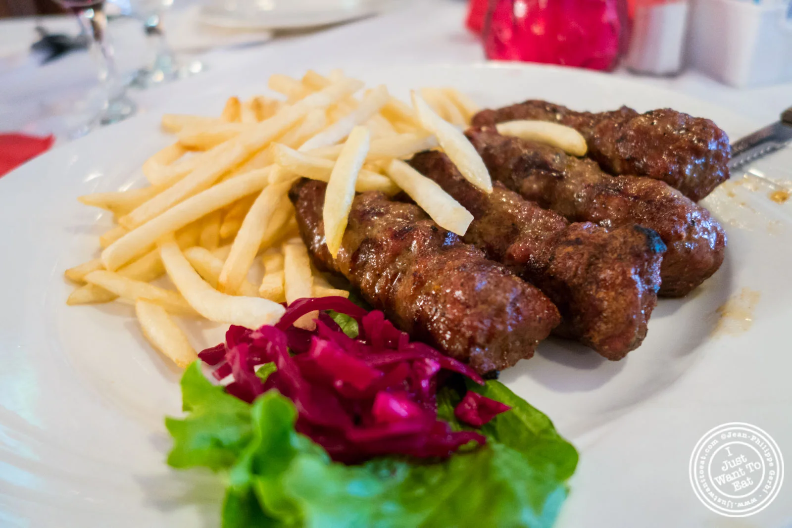 Bucharest, Romanian restaurant in Sunnyside, Queens
