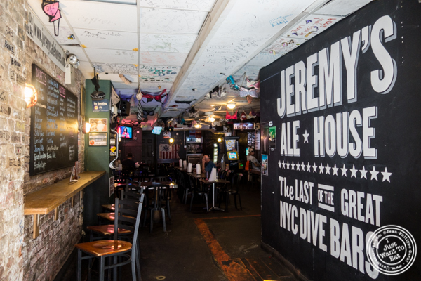 Entrance of Jeremy's Ale House in NYC, New York